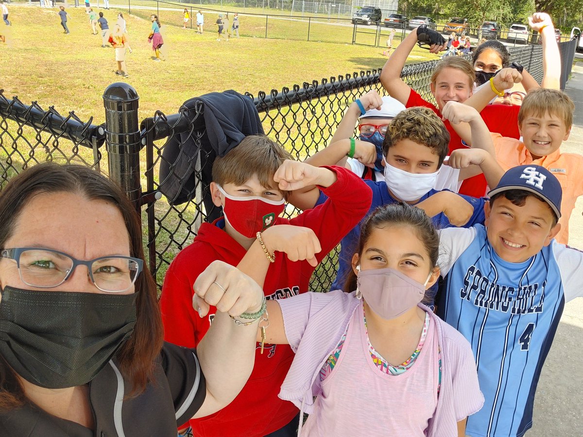 MsKinghasClass's tweet image. Mathletes vs athletes for #SpiritWeek