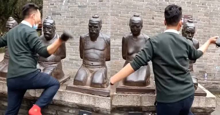 Onlaynda yaqindan olingan kunnilingusni tomosha qiling