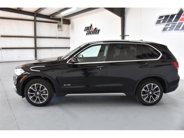 adauto_lubbock's tweet photo. Our 2018 #BMWX5 xDrive35i gives you performance and prestige! Soar to 60mph in 6 sec.💥💨 in this All Wheel Drive SUV while scoring near 27mpg on the open road in this #SportActivity Vehicle! With all this and MORE, test drive our #BMW today😍!

More➡️: https://t.co/meKDOs5wWj https://t.co/2oNBL0p7xF