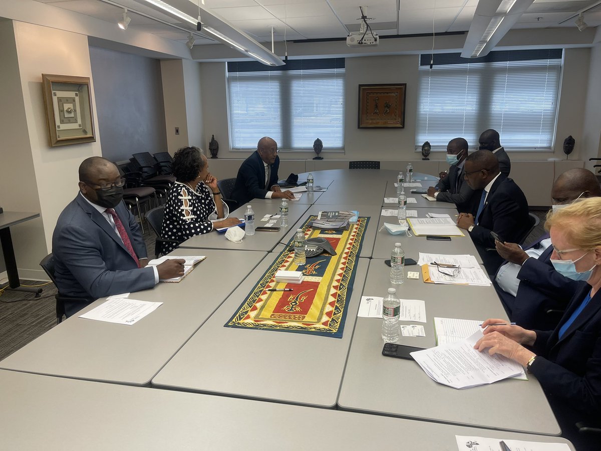 GovSenegalUsa's tweet photo. @AmadouHott, Minister of Economy, Planning and Cooperation met with Ambassador Mansour E. KANE the Corporate Council on Africa @CorpCnclAfrica .
Mr. Hott outlined the investment opportunities in Senegal in Agriculture, Sanitation, Infrastructure, Aviation, Oil and Gas... https://t.co/h0L3pCvFzU