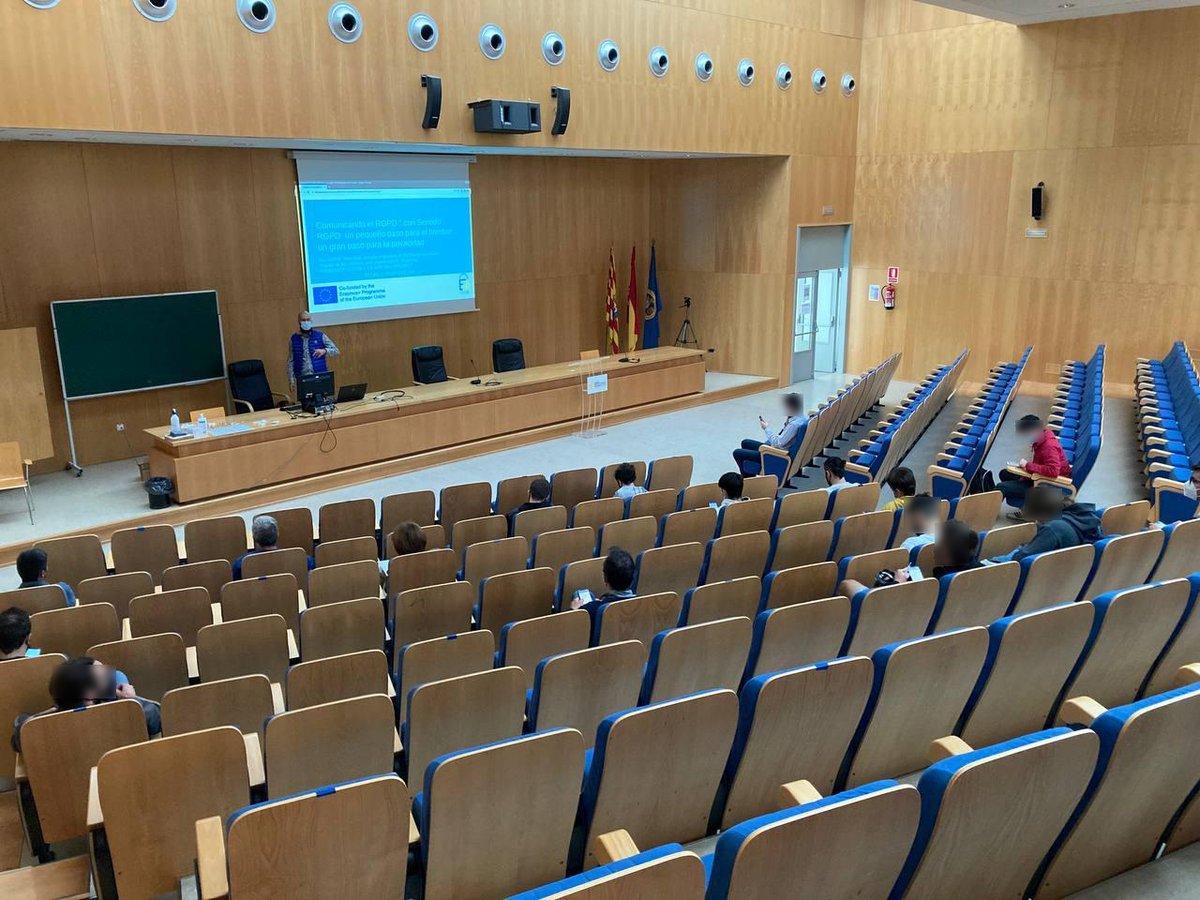 eupriv8's tweet photo. 👩‍🏫 👨‍🏫 ¡Seguimos difundiendo el RGPD! 

Hoy @FranciscoLera ha visitado la @unizar para concienciar a los informáticos de la importancia de conocer y aplicar la normativa en sus desarrollos

Próximas charlas en el hilo 👇
https://t.co/6Urf5qMIRt

#RGPD #EUpriv8 https://t.co/gUjm2rB3W5