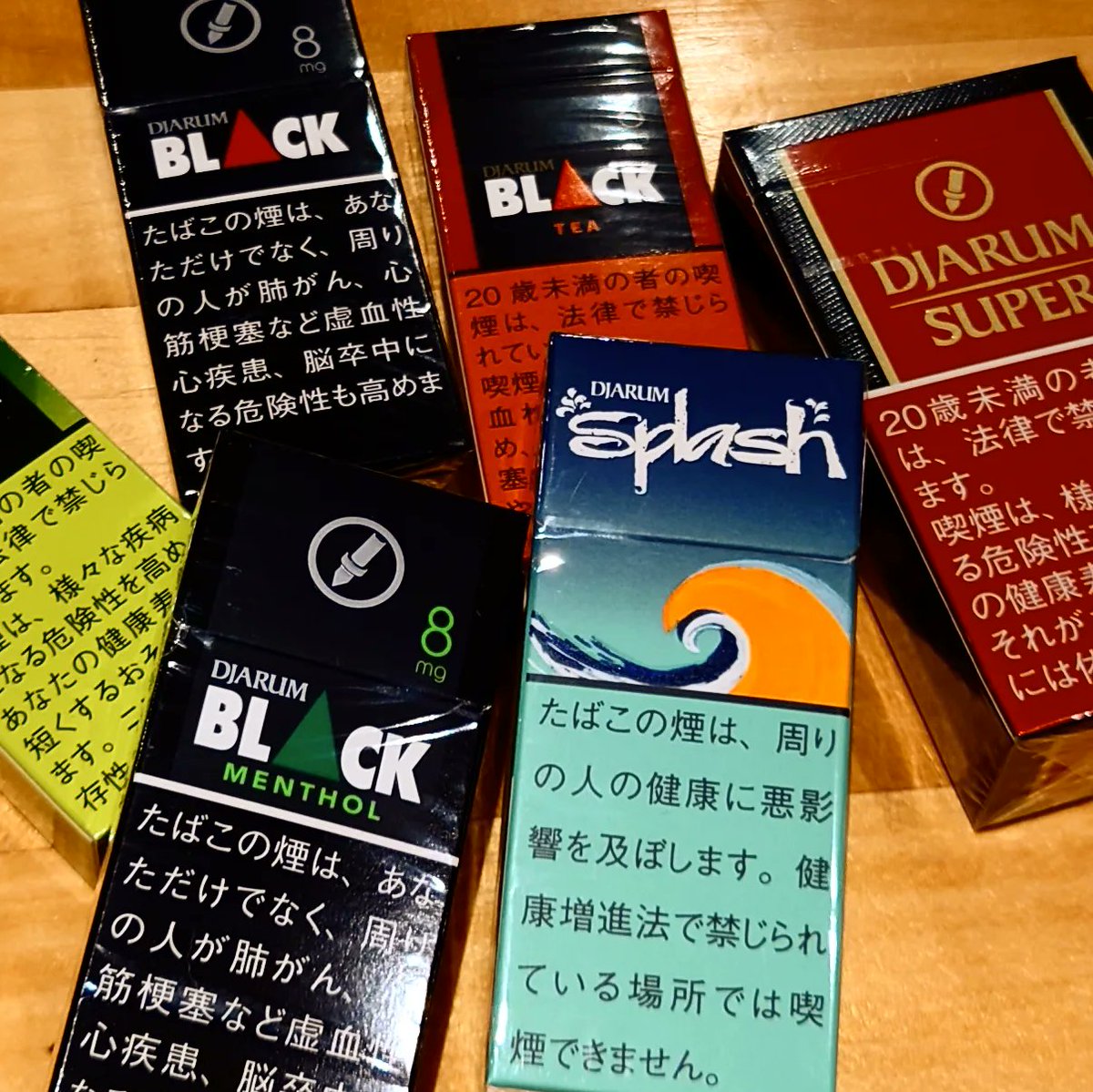 .
ジャルム入荷してます。
.
.
.
.
.
.
.
#ジャルム #インドネシア #サーファー 
#スプラッシュ #ジャスミン #djarum
.