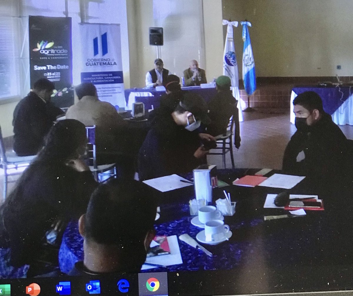 30 asociaciones rurales en reunión de preparación para el Gran Agroencuentro del 14 de octubre, q a la vez ,es preparación para participar en AGRITRADE, la plataforma de Agexport para incorporar el area rural a la exportación  con el apoyo del MAGA. Más exportaciones , más empleo