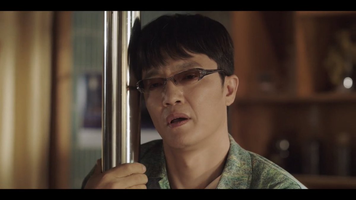 shivly_'s tweet photo. Me whenever Second lead gets rejected #HometownChaChaCha #HometownChaChaChaEp11 https://t.co/34Uar9bkgx