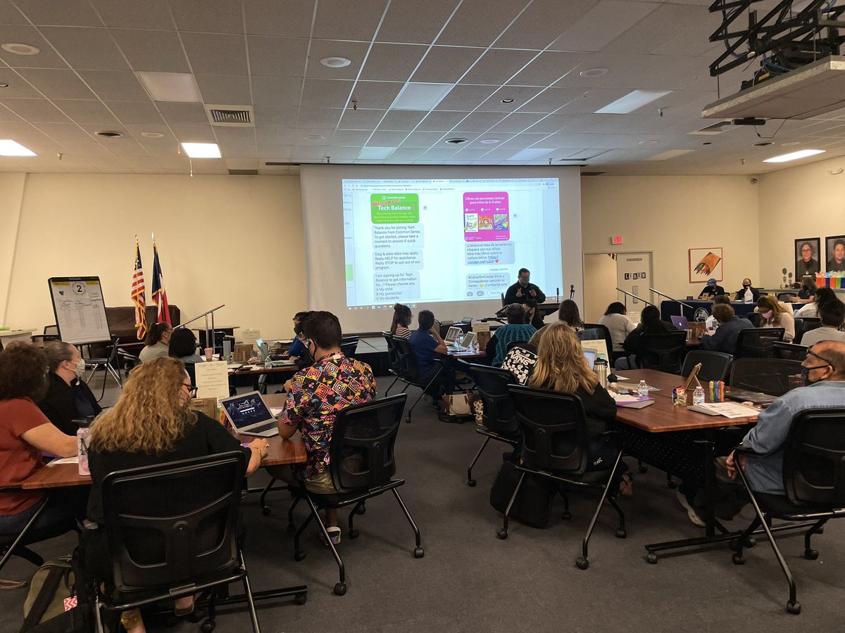 kbalbier's tweet photo. Last week, we were given the opportunity to share parent resources from @CommonSenseEd with PELs & more about what our educators are doing to teach and integrate digital citizenship in our 1 to 1 school district. The conversation must continue at home. π #episdactivelearning https://t.co/NKROVrsCmq