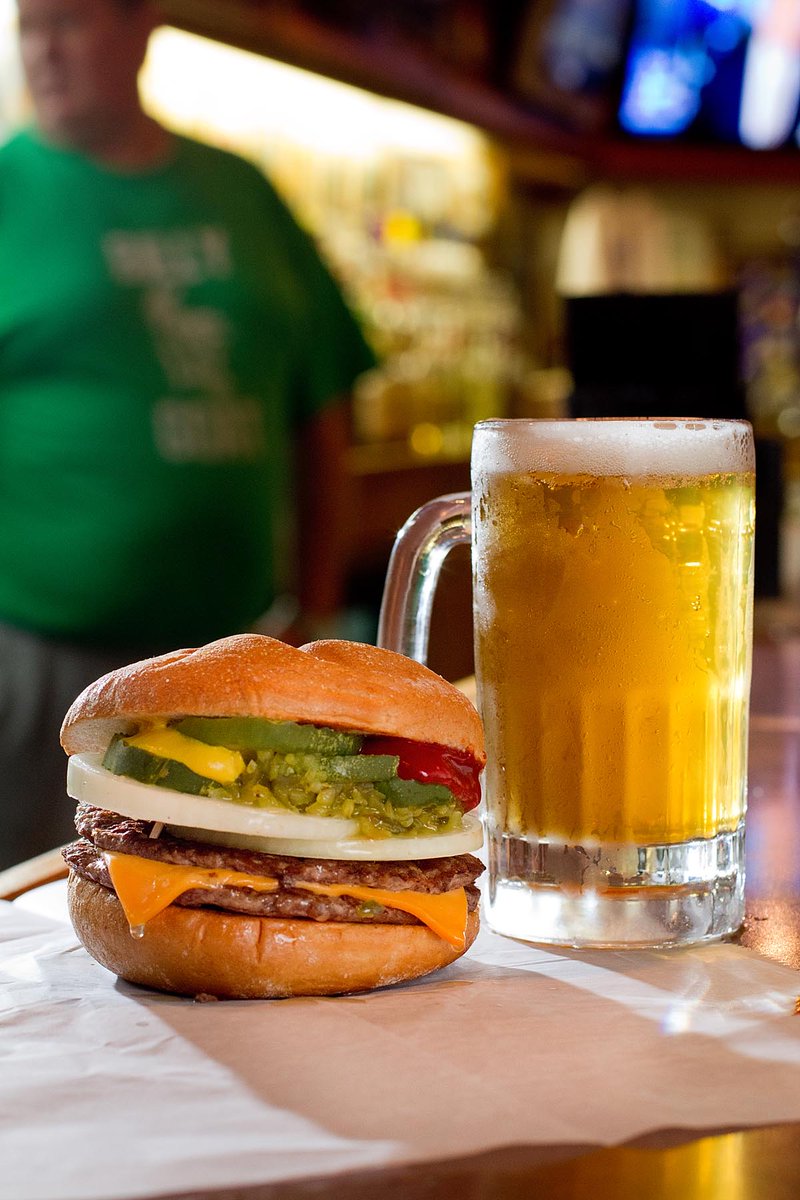 Cheezborger's tweet photo. Great food. 
Cold beer. 
No relatives. 
Celebrate #Beersgiving at Billy Goat! https://t.co/R6gKsnsphq