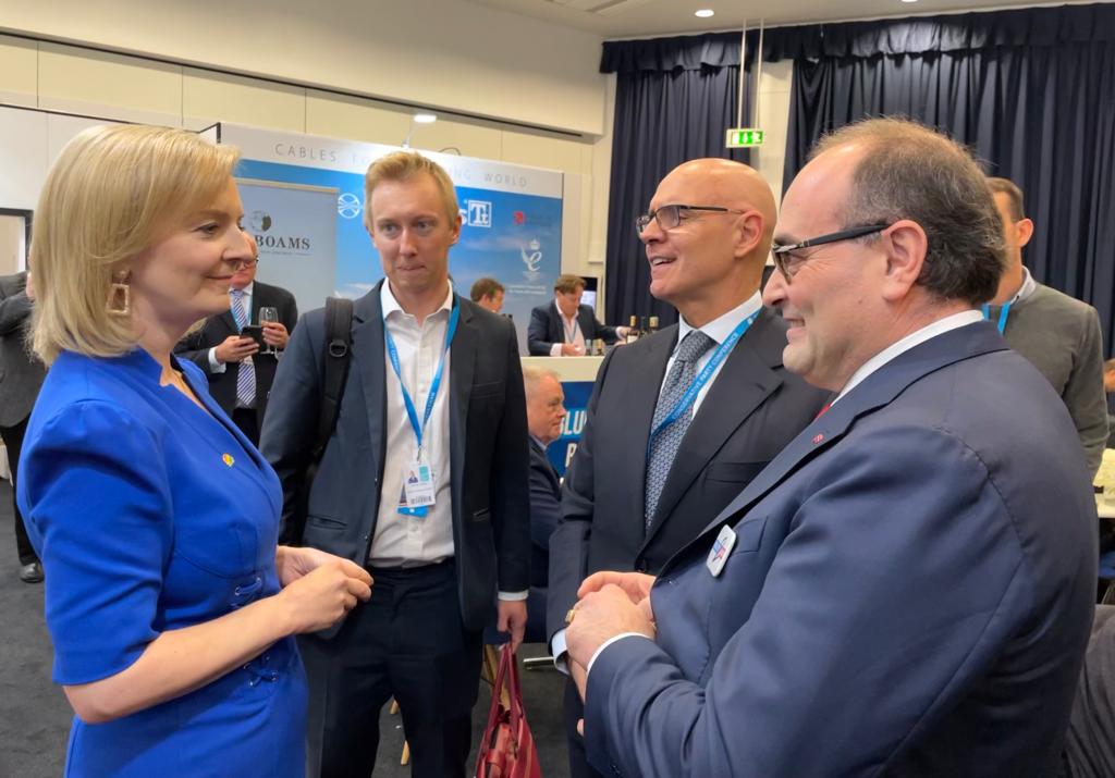 BIC Chairman, <a href="/bragagnimba/">Prof. Maurizio Bragagni OBE MBA</a> and Ambassador of #Italy in UK, Raffaele Trombetta, honoured to meet again <a href="/trussliz/">Liz Truss</a> at the #ConservativePartyConference 
#CPC21 
<a href="/Conservatives/">Conservatives</a>