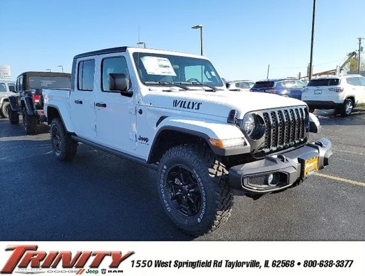 TrinityCDJR's tweet photo. We've got something new for you! Click here to learn more about this 2021 Jeep Gladiator Willys: https://t.co/YjwdxfCgtY https://t.co/r44l1cxMsY