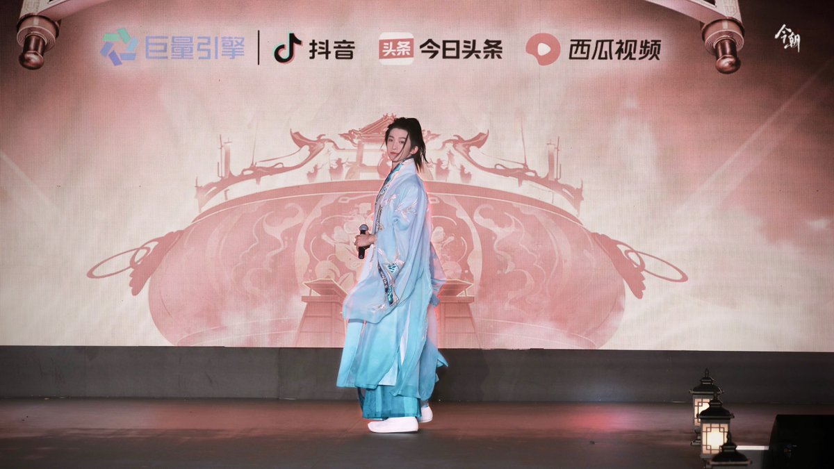 #INTO1 #刘宇 #LIUYU

211005

回眸一笑