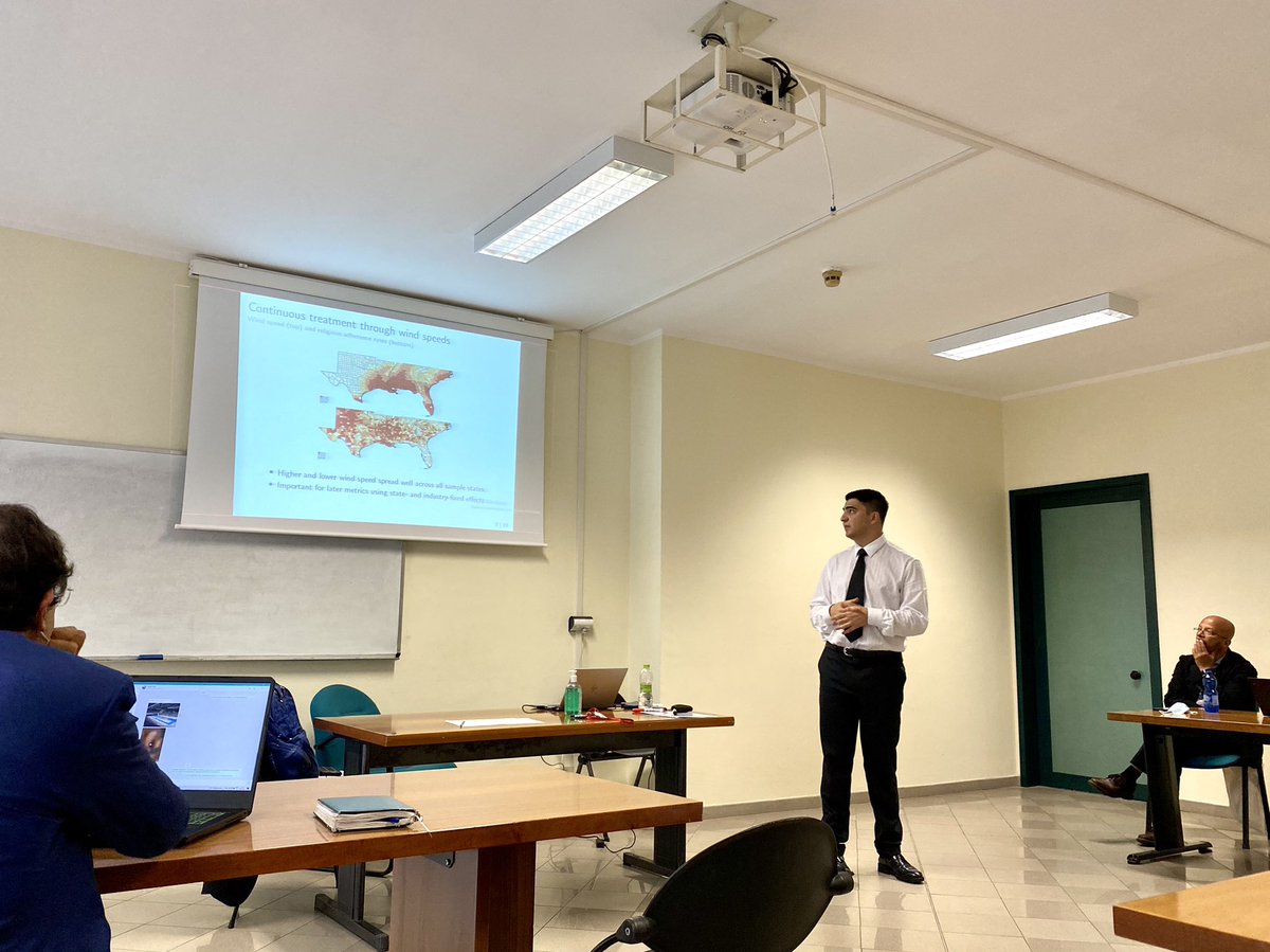 Congratulations Doctor <a href="/StefanoManfre12/">Stefano Manfredonia</a>!! 
#phd #thesis #economics <a href="/Leonardobecchet/">Leonardo Becchetti</a>