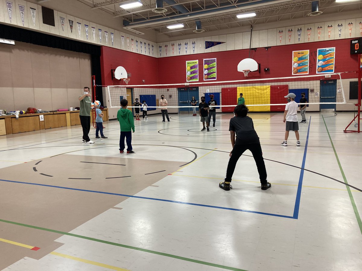 ☑️ volleyball club ☑️ badminton club ☑️ running club. You want it, you got  it here at LBP. 😎