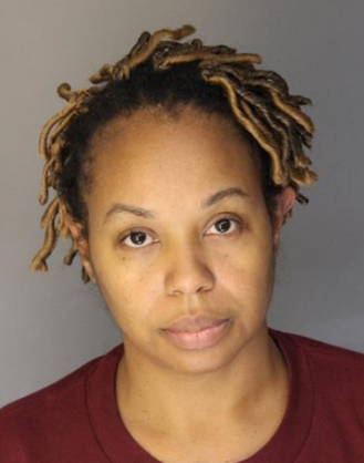 USMarshalsHQ's tweet photo. The U.S. Marshals Service Detroit Fugitive Apprehension Team (DFAT) is requesting the public’s assistance with the location of Tamera Renee Williams. She is wanted for the brutal murder of her boyfriend in Melvindale in September 2018: https://t.co/Au4mw1uePO https://t.co/nekHrpR6bT