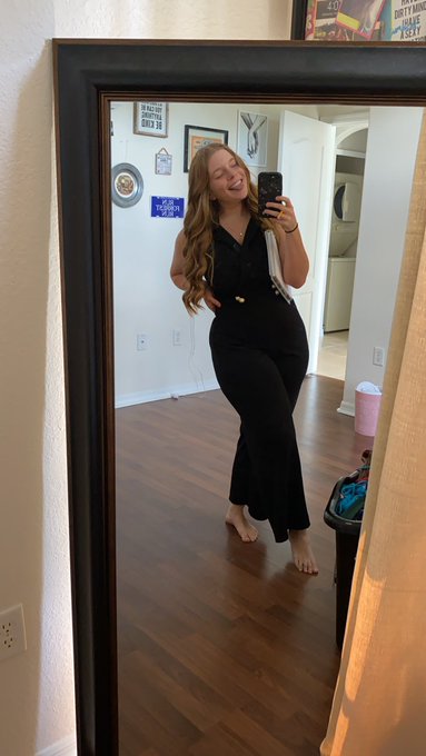 Watch TheMirandaAffect's leaked NSFW photo on TwXstars