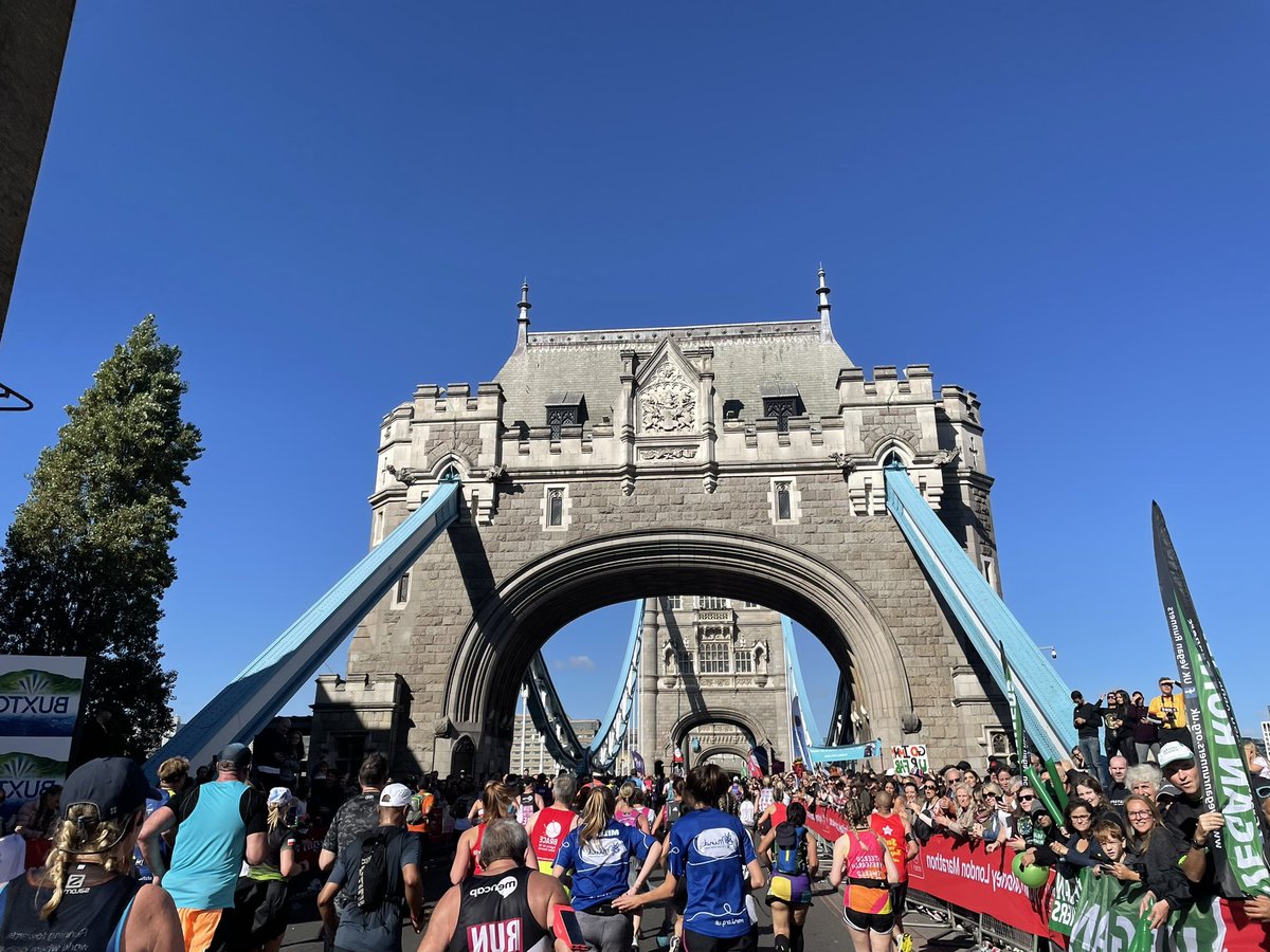 The most amazing experience running the <a href="/londonmarathon/">TCS London Marathon</a> in 4:08 hours supporting @brain_appeal. All of your support will help change lives. Thank you all so much for your support and donations. uk.virginmoneygiving.com/eamonnkearney-…  #LondonMarathon
