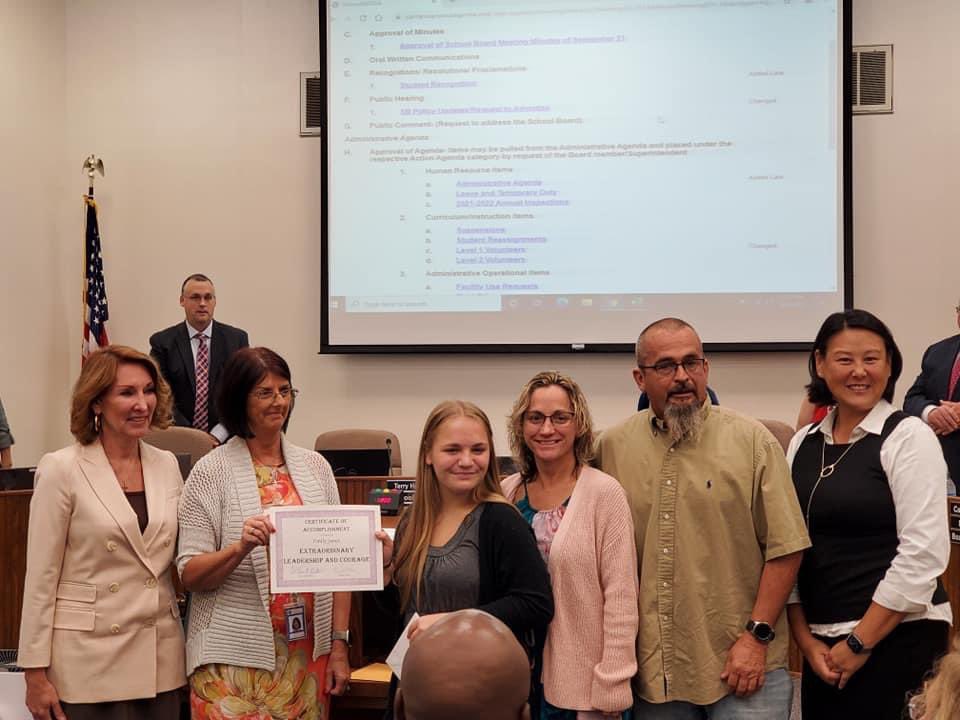 AvalonMiddle's tweet photo. STUDENT RECOGNITION! Please join me in recognizing and celebrating one of Avalon's finest, Emily Jones. On the afternoon of Sept 17, Emily's bus driver was experiencing a medical event and had to pull the bus over. Emily kept calm and went to the bus radio to call for help. https://t.co/I3eiDVb9Cm