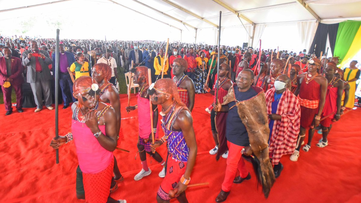 WilliamsRuto's tweet photo. During a meeting with grassroots leaders from Transmara, Narok County. 

Leaders present were MPs Johana Ng’eno, Gabriel Tongoyo, Soipan Tuya, David Ole Sankok, Korei Lemein, Lemanken Aramat, Narok Deputy Governor Evalyn Aruasa and former Narok Senator Stephen Ntutu. https://t.co/n6geb0s8fW