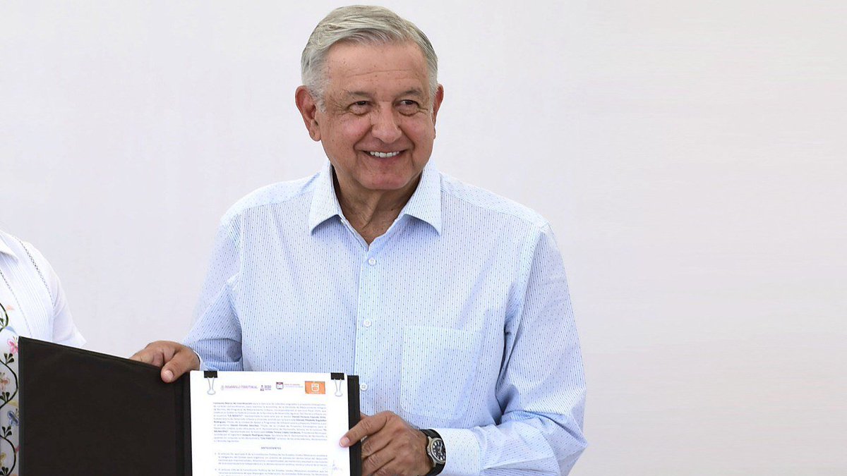 “El pueblo de México es excepcional, es un pueblo muy respetuoso, un pueblo bueno, un pueblo trabajador. Hay una gran reserva de valores, la gente del pueblo está llena de bondad, hay gente buena”:  <a href="/lopezobrador_/">Andrés Manuel</a> #Yeidckol