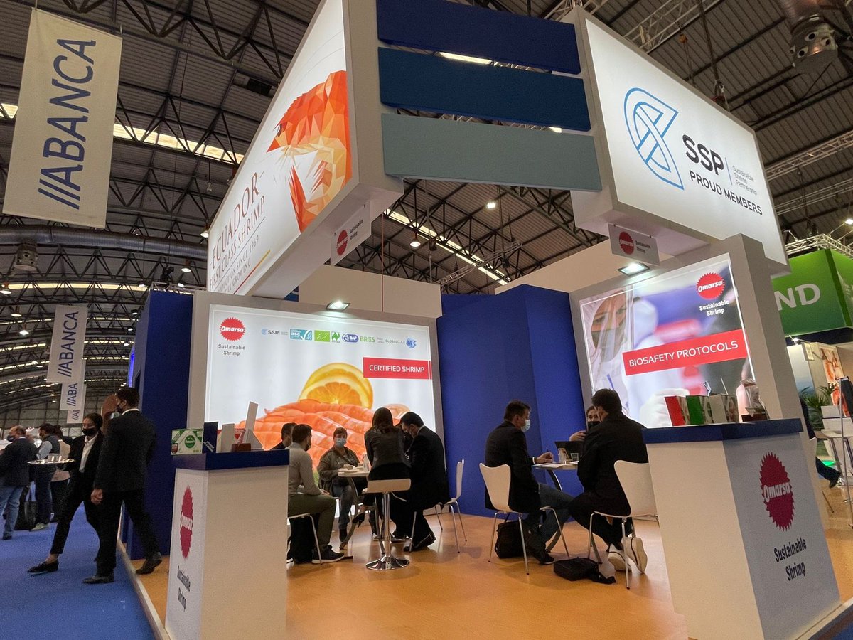 cnaecuador's tweet photo. Hoy arrancó la feria @ConxemarOficial en Vigo - #España y #Ecuador está presente en la exhibición. Varios establecimientos exportadores de camarón ecuatoriano participan mostrando las bondades de nuestro producto #FirstClassShrimp #ILoveShrimpFromEcuador https://t.co/eiQTqkGU13