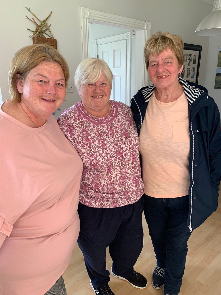 ams_sloan's tweet photo. Just back from an amazing few days seeing my sisters in Ireland after nearly 2 years #discoverIreland #notenoughguiness #sisters https://t.co/mtLLFqBE12