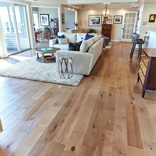 NHLA_Official's tweet image. You can’t duplicate real character. Choose @realamericanhardwood.  

Photo by Aacer Flooring | #HardMaple #maple #AmericanMaple #hardwoodfloors #hardwoodflooring #realwoodflooring #RealAmericanHardwood.