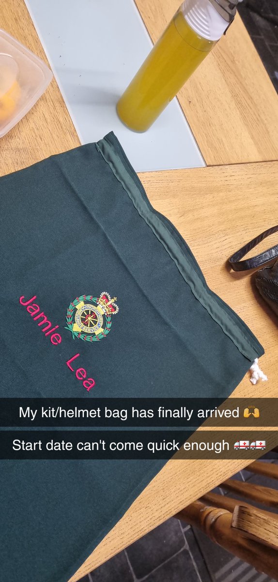 Thank you so much to <a href="/RuthHallBond/">Ruth Bond</a> for my kit/helmet bag. I love it 💚💚