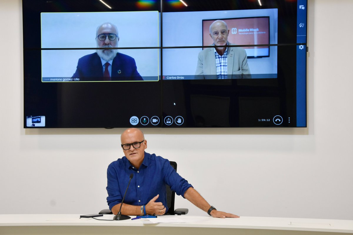 DeputacionOU's tweet image. La @mWeek_MWC Ourense “marcará la diferencia uniendo tecnología e innovación para acercar la digitalización a la ciudadanía”
#MobileWeekOurense se celebrará del 19 al 23 de noviembre, 
🤝 @mwcapital @DeputacionOU
#mWeek #mWeekOurense #mWeek2021
depourense.gal/index.php/actu…