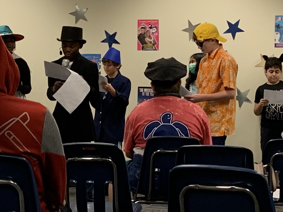 berger_fun's tweet photo. I loved watching @DierschkeJulie providing guidance and feedback to students as they performed today. #itwasSogood #schindewolfshines #schindecamp @SchindewolfKISD @kleinfinearts https://t.co/NcaZgIiUO2