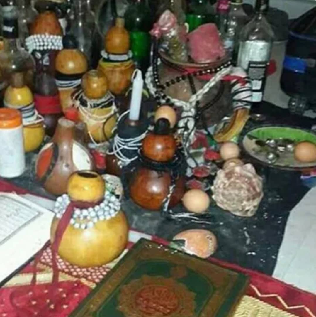 PROTECTION 
Protect yourself and family in general from all negative influences,forces and energy from your clamor community that are against you
WHATSAPP Dr Elliot on +256770331824