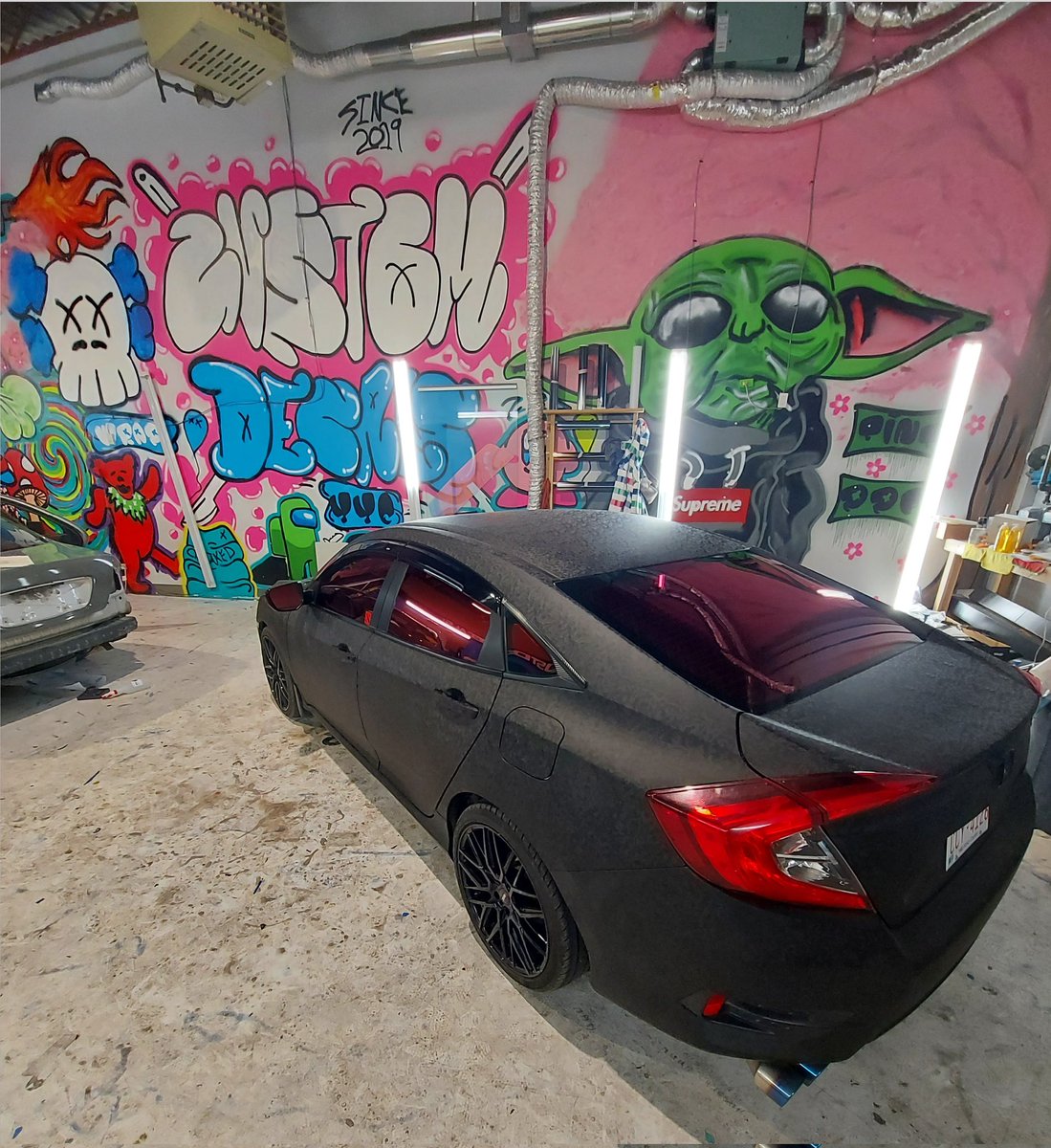 LuminousTints's tweet image. Final product of our Royal Red chrome tint on a 2017 Honda Civic!🔥
📨 Interested in a sponsorship? DM us today!
🛍 Shop our collection: luminoustints.com
🌎 Worldwide shipping
#luminatetheworld