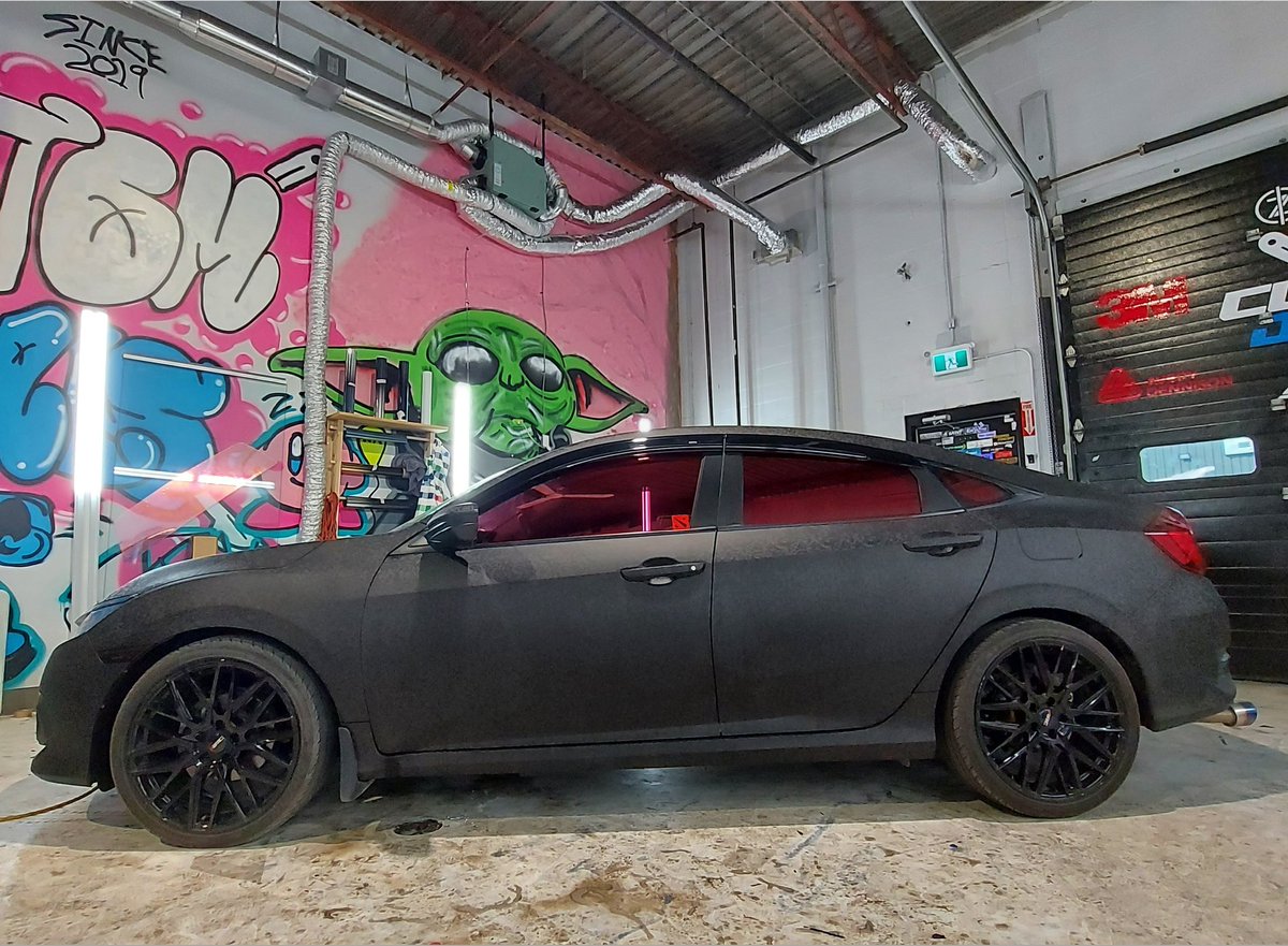 LuminousTints's tweet image. Final product of our Royal Red chrome tint on a 2017 Honda Civic!🔥
📨 Interested in a sponsorship? DM us today!
🛍 Shop our collection: luminoustints.com
🌎 Worldwide shipping
#luminatetheworld