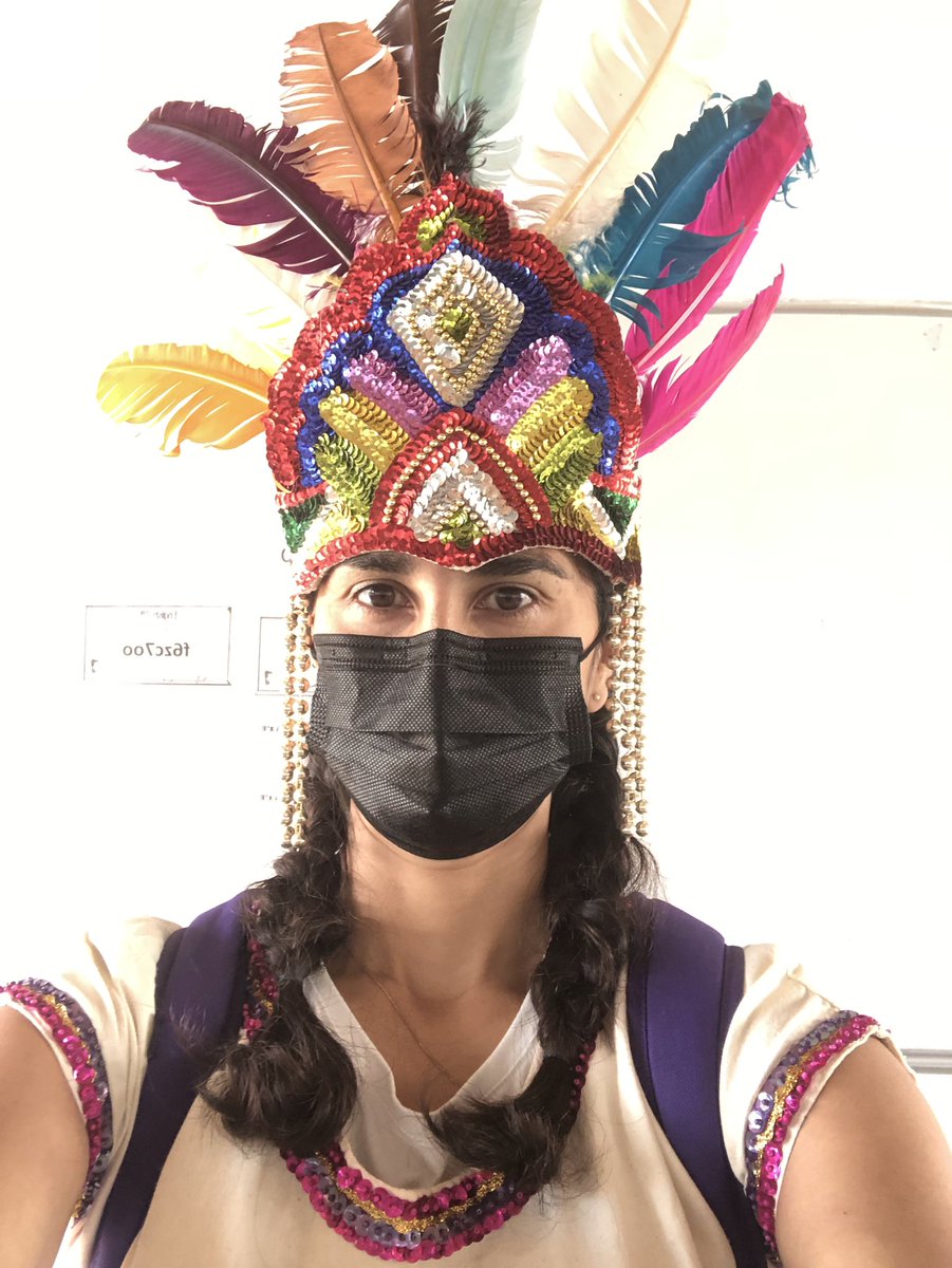 JanetGra's tweet photo. Hoy en el día mundial de los docentes quiero compartirles que yo sigo trabajando con el corazón cambiando mentes para un mejor futuro. Hoy represento a la Malinche una mujer que trascendió a la historia dejándonos mucho de qué hablar de qué pensar y sobre todo de cómo luchar https://t.co/OBHaV0S6nQ