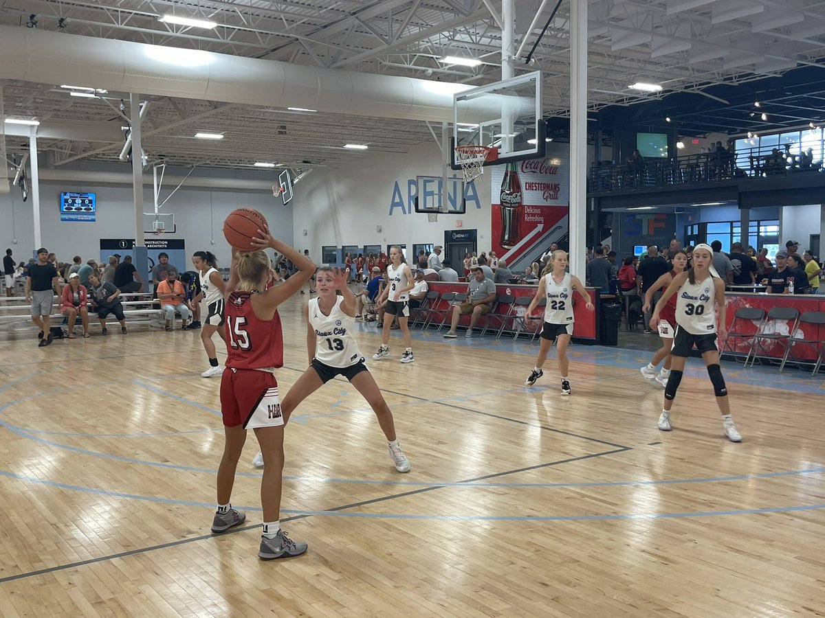 7 days left to register for Arena Winter Basketball Leagues!

Register here!

thearenasiouxcity.com/Default.aspx?t…