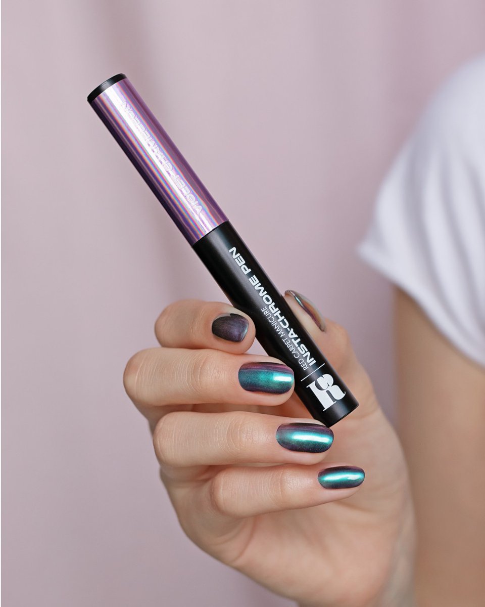 redcarpetmani's tweet photo. Applying holographic nails has never been this easy with Insta Chrome Pens. Available NOW! 🌟 Shop now https://t.co/PCq5HUiOxJ  

#RedCarpetManicure #RCMNails #RCMBabes #RCMBabe #RCMChromePen #InstaChromePen #HolographicNails #ChromeNails #nailsoftheday #redcarpetquality https://t.co/hfILN39vPH