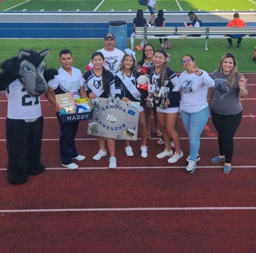 mtviewcheer's tweet photo. A couple of pictures from senior night last Friday! Had so much fun being surrounded by friends and family on our home field. Huge thank you to our coaches for making everything happen ! https://t.co/bHOBXdCz8C