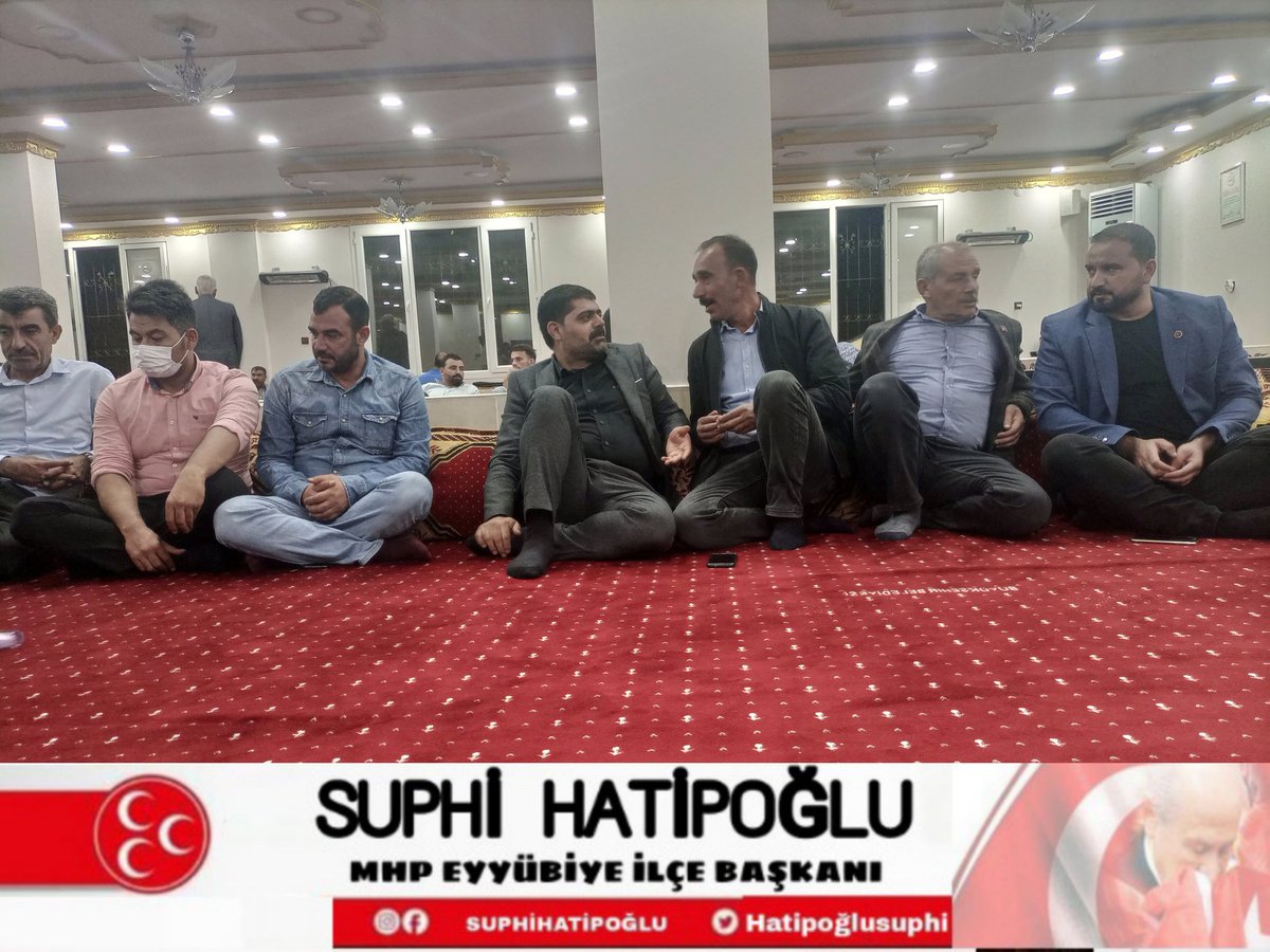 EyyubiyeMhp's tweet photo. 1) Bugün ilçe yönetimi"mizden sn Mehmet Ömeroğlu vefat eden Kıymetli dayısı"nın İsmail Karace"yin Taziyesine teşkilat başkanımız ve ilçe yönetimi"miz ile birlikte #Karace ailesine Baş sağlığı dileklerinde bulunduk Merhuma Allah'tan
MHP EYYÜBİYE İLÇE BAŞKANI
@HatipogluSuphi https://t.co/OjyMB25O7M