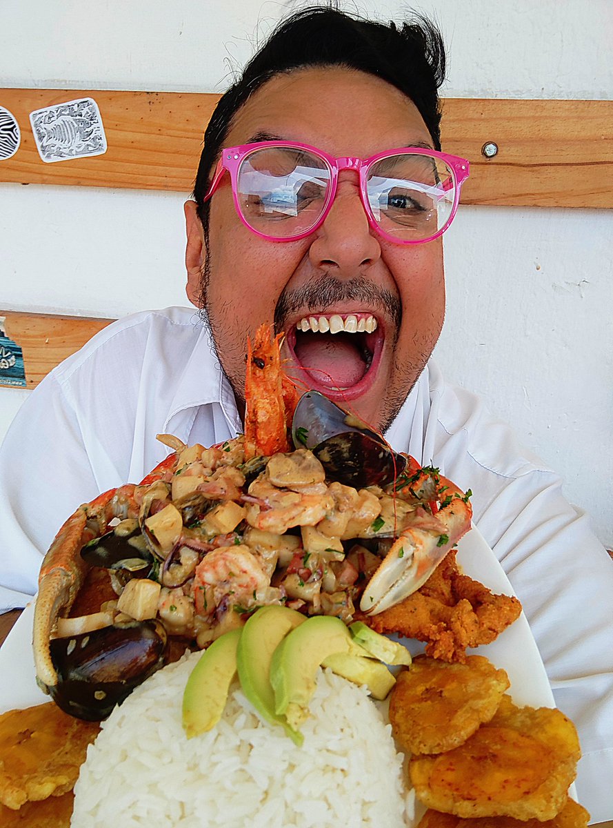 pedritoortizjr's tweet photo. Vengan a ver mi nuevo #ReelView de una hueca de mariscos recontra pepa que está participando en @raicesec 🤓 ya saben que soy #HuequeroPro 🤘 https://t.co/enGMw8eivx https://t.co/kxYTAHXV46