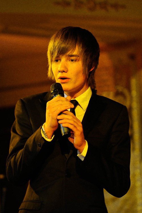 bpicsljp's tweet photo. 15 year old Liam Payne. https://t.co/aItAxgndyP