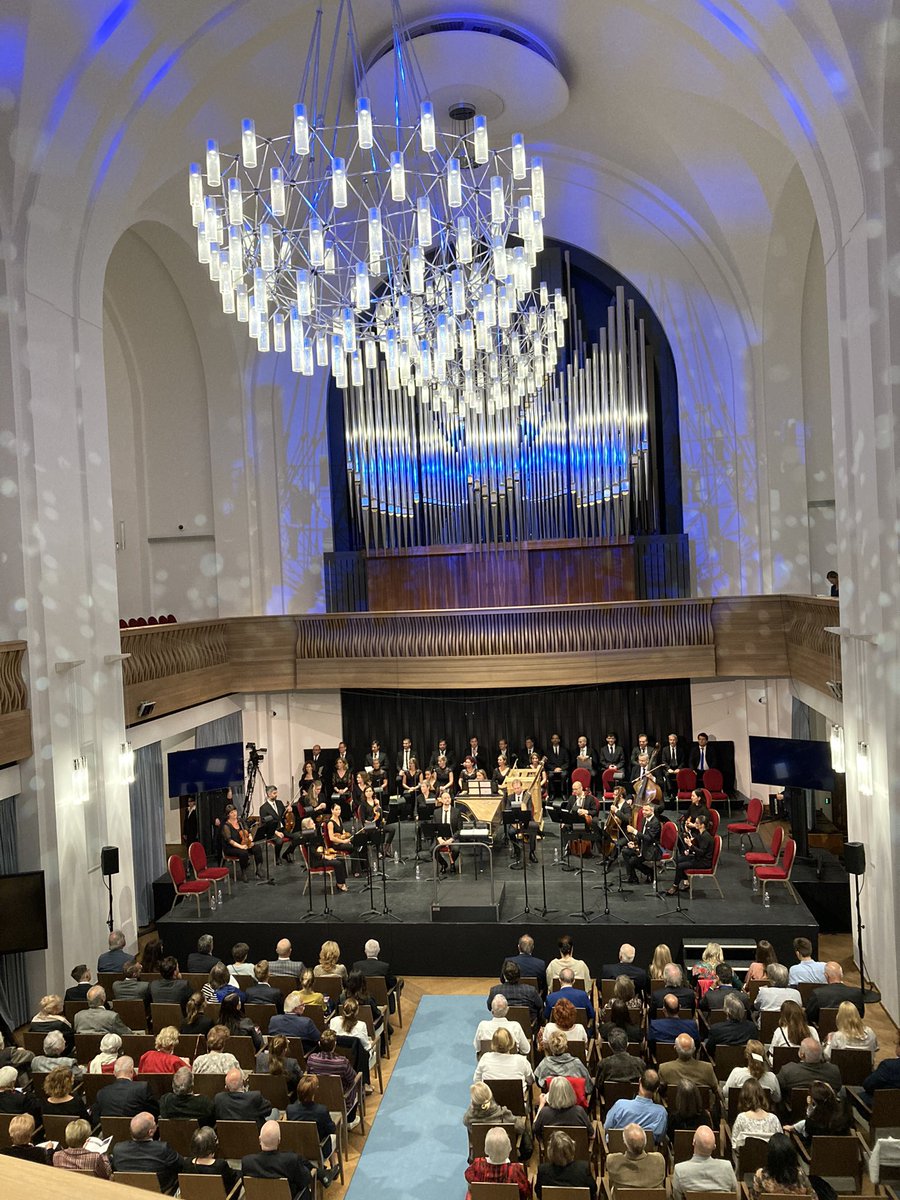 talenslyriques's tweet photo. 📻 Suivez nous en direct de #Budapest 🇭🇺 ce soir sur @MR3BartokRadio #Haydneum #Werner #Haydn @grace_mezzo @FabienHyon https://t.co/5GPA6oZt9z