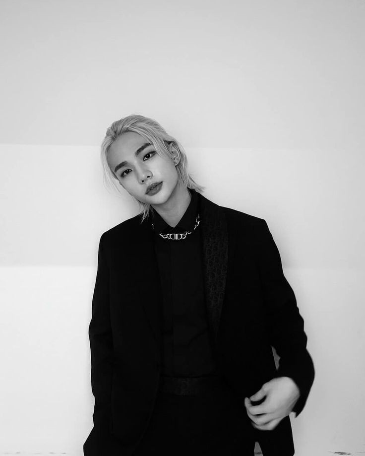 ⠀⠀
⠀⠀⠀⠀❟ 𝐒tчlıst 𝄈 fɑs𝖍ıon lᦅvɘr ─ ❪.옷.❫ ’ 𓆤.

𝐌𝐨𝐝𝐞𝐥  𝐗  𝐏 𝐍𝐚𝐭𝐢𝐨𝐧