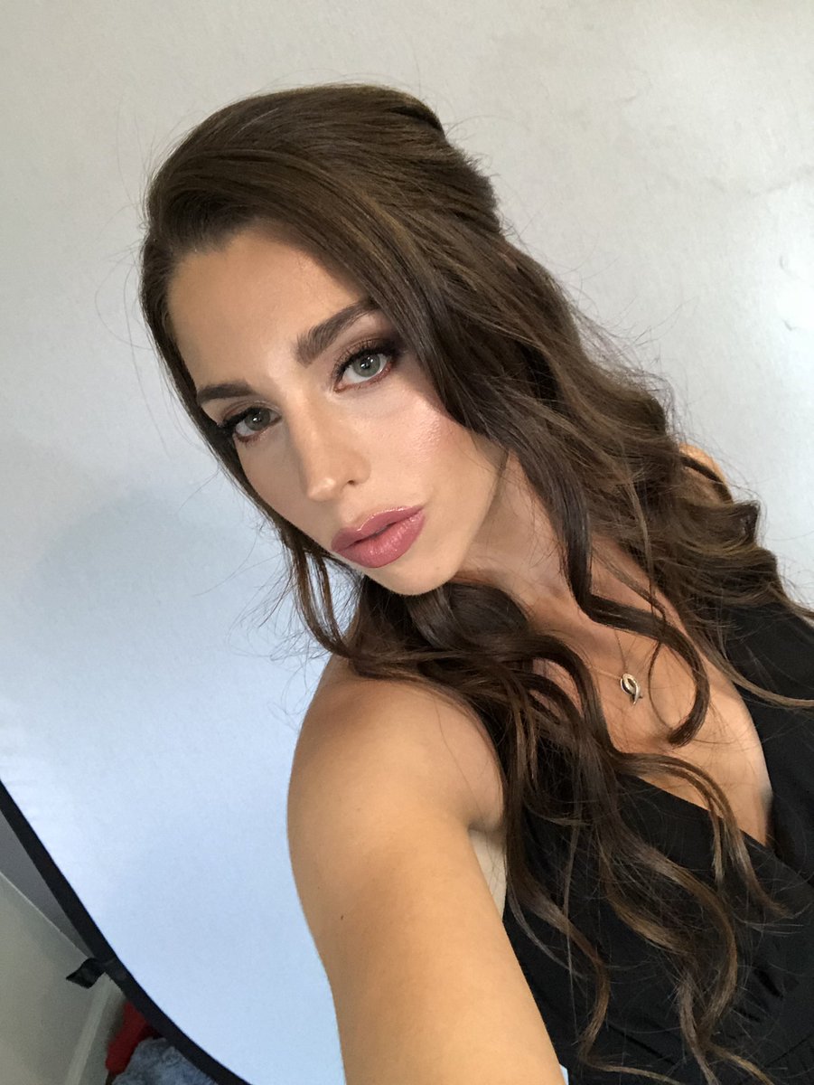 lily7bloom's tweet photo. You think you are special?! You are nothing! Pay your tribute to your goddess!!! CashApp $lily7bloom 

#AdultWork #sellingcontent #findomgodess #findom #goddess #cashapp https://t.co/UdOQbQnuSh