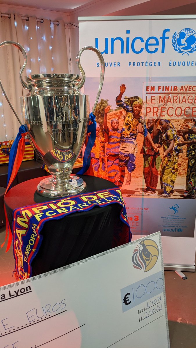 PenyaLyon's tweet photo. Les 15 ans de la penya et du 9e Congrès des Penyes Francophones en photos 1/2

#ForcaBarça #FCBpenyes #FCBarcelona #BarçaPenyes #FemBarçaFemPenya @FCBPenyes https://t.co/k2tJe6GXaz