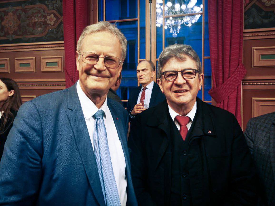 JLMelenchon's tweet photo. Avec @PascalBoniface pour la soirée des 30 ans de l'IRIS. Un institut de recherches internationales non aligné. https://t.co/ZBcM4Xexme