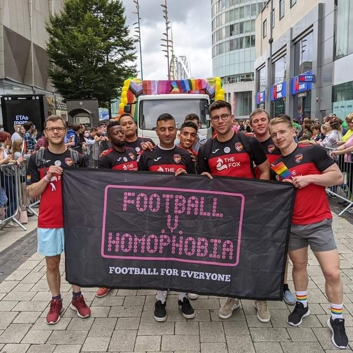 blazefc's tweet photo. Very very late to party (typical 😅) but here are some of the Birmingham pride pictures of 2021!
What an amazing weekend! We can't wait for an even bigger Pride for 2022 🏳️🌈⚽🔥
#blazefc #Birminghamblaze #Bhampride #Birminghampride2021 #foxbar #LGBTQ #LGBTQbirmingham https://t.co/Axp7N1PDIM