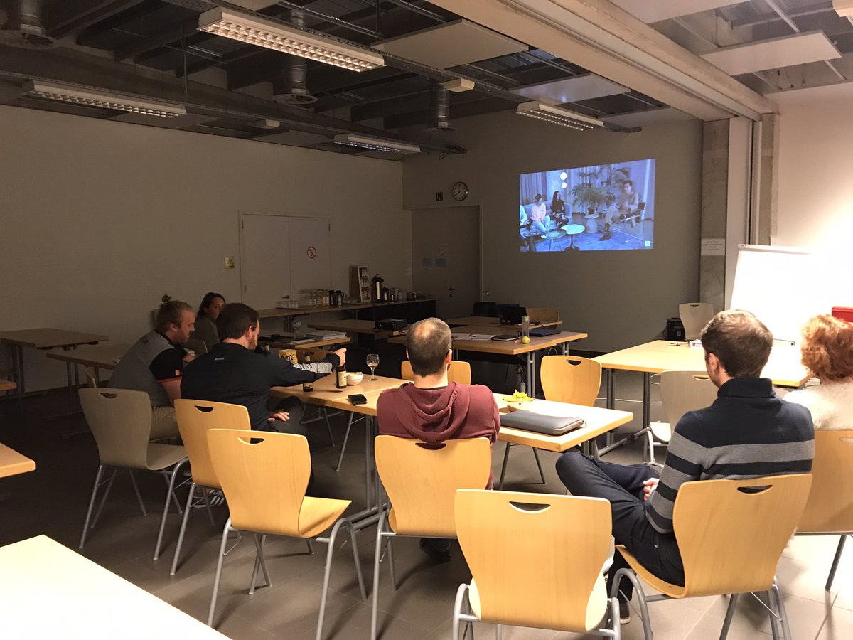 Sportmana_UGENT's tweet photo. Ook met de BOA volgen we het panelgesprek rond respect voor officials. @ICESvzw #weekvandeofficial @demosvzw https://t.co/f08EYe8fwh