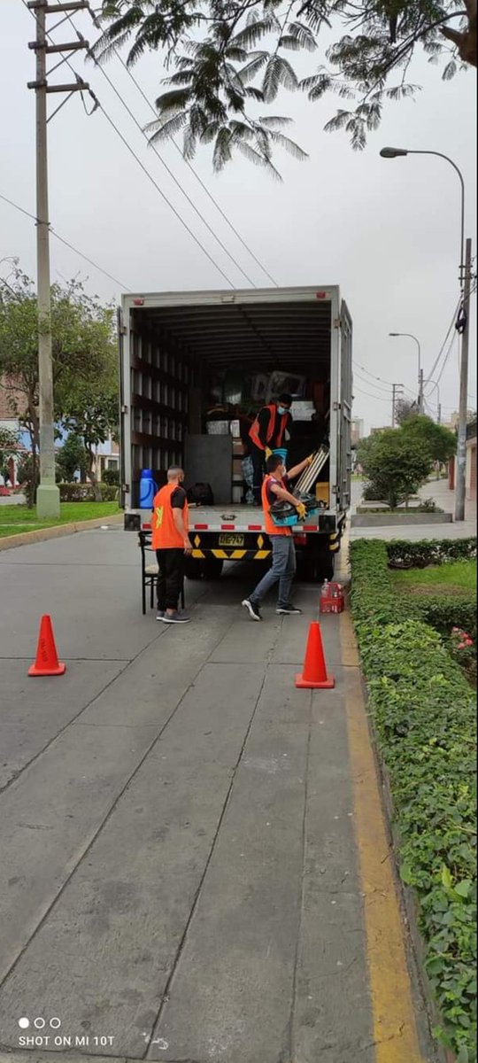 CargaSovial's tweet photo. El Día De Hoy Hemos Realizado El Servicio De #mudanza y #embalaje De #sanborja Hacía El Distrito De #pueblolibre 🚚📦💪🏻

Escríbenos Al WhatsApp https://t.co/F4JaE0aPha
📲Llámanos 972351787 o 923742288
#breña #comas #puentepiedra #surquillo #miraflores #santiagodesurco #chorrillos https://t.co/60RZ72GjkO