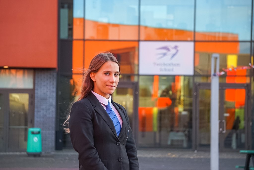 Twickenhamsch's tweet photo. Ms Ruse, head teacher speech at tonights Twickenham School open evening #twickenhamschool #openevening https://t.co/BP46nhP8p9