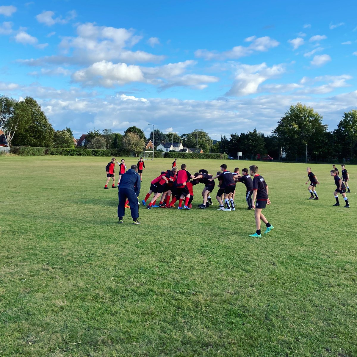 GMS_PE's tweet image. A very strong performance against SWBGS this evening, emotions ran high in a closely fought battle resulting in a narrow loss. Needless to say, the arranged away fixture will be a chance to level the score up… we’ll be back 🏉 #TeamGMS #Resilience