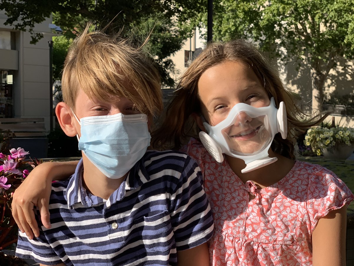 Omnimask_Health's tweet photo. Cooling dual airflows
reduces moisture within the mask by drawing in fresh, filtered air and routing exhaled warm air out of the mask. Perfect for remaining comfortable when long wear times are required. https://t.co/y0kopyUjR2