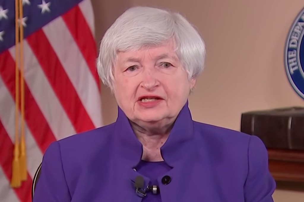 nypost's tweet image. Yellen defends IRS rule requiring banks to report all transactions over $600 trib.al/x7ghHxv