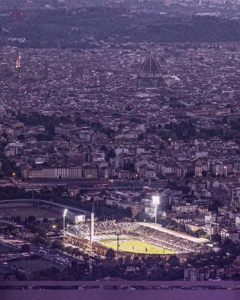 giaviv's tweet photo. Vai vai ragazzo... noi si resta! 💜 #ForzaViola @acffiorentina https://t.co/qBiclsEIvY